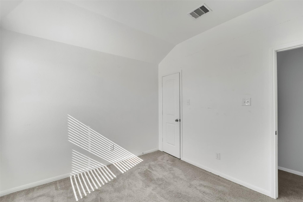 5407 Baronet Drive - Photo 32