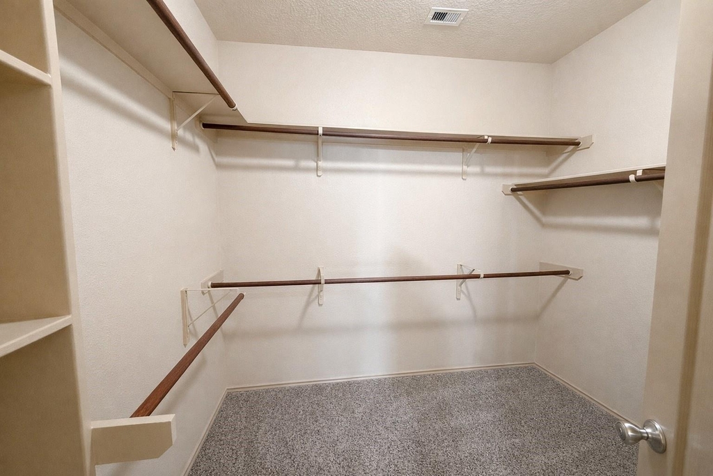 11922 Harristown Dr - Photo 15