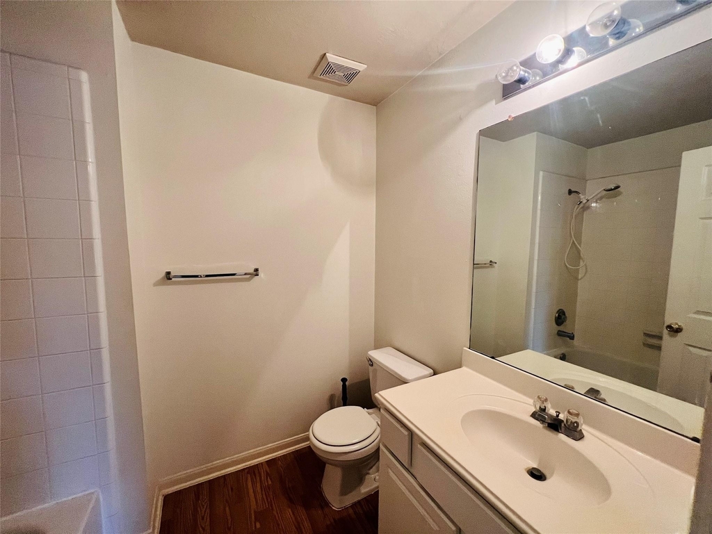 1931 Stanford Park Court - Photo 10