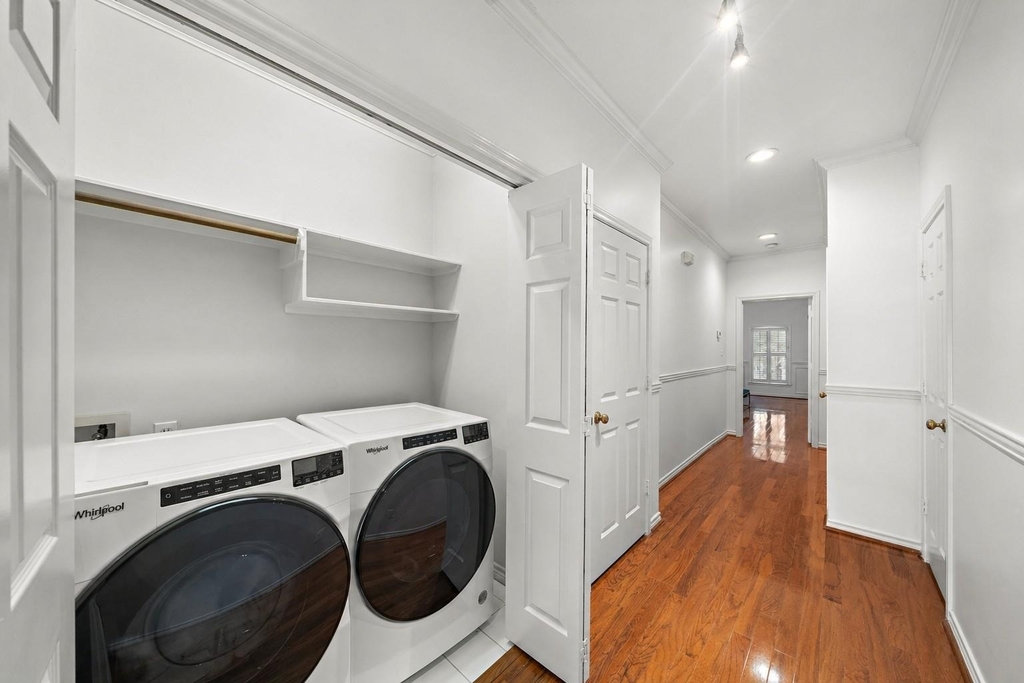 5136 Chevy Chase Drive - Photo 15