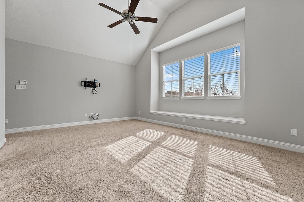 1221 W 19th Street - Photo 19