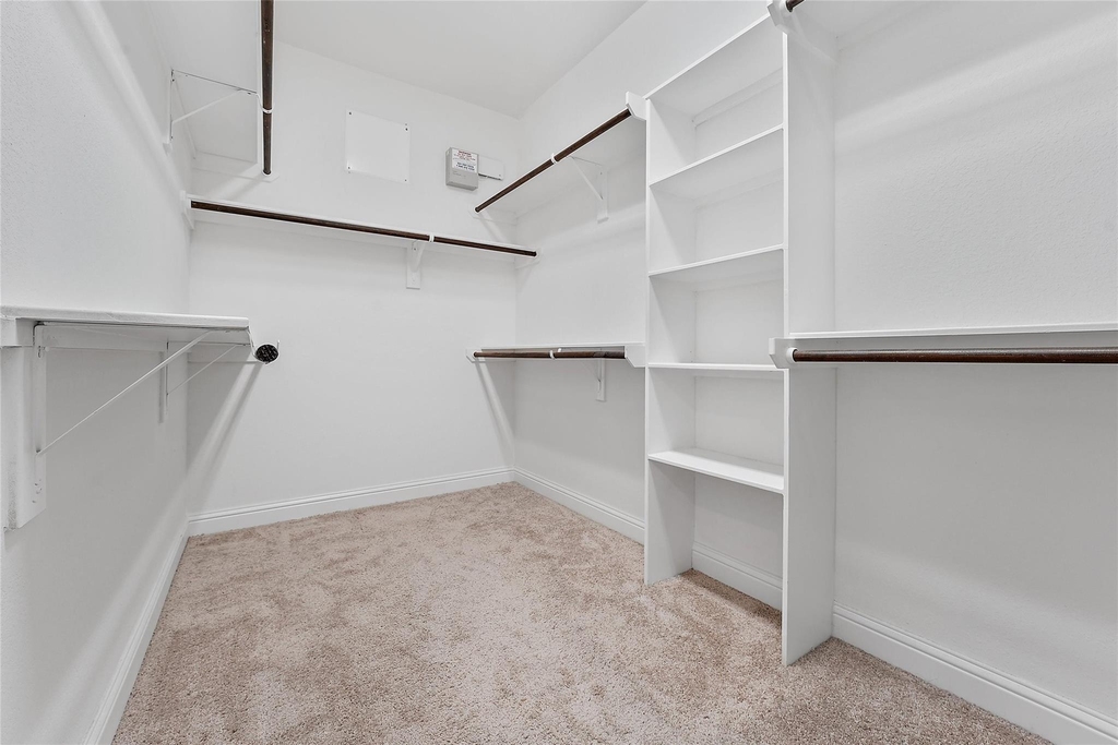 1221 W 19th Street - Photo 22