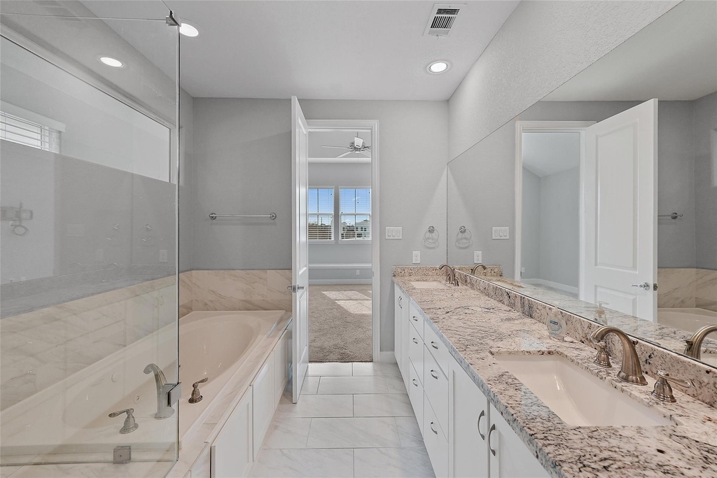 1221 W 19th Street - Photo 21