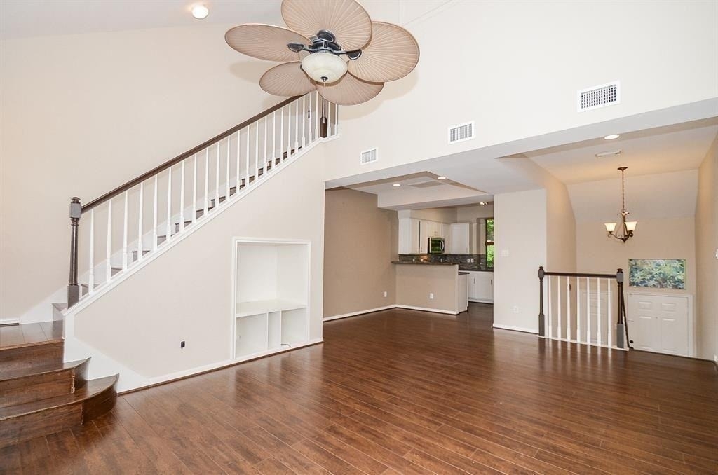 737 Davis Road - Photo 4