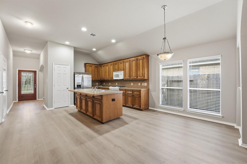 20931 Hamlet Ridge Lane - Photo 8