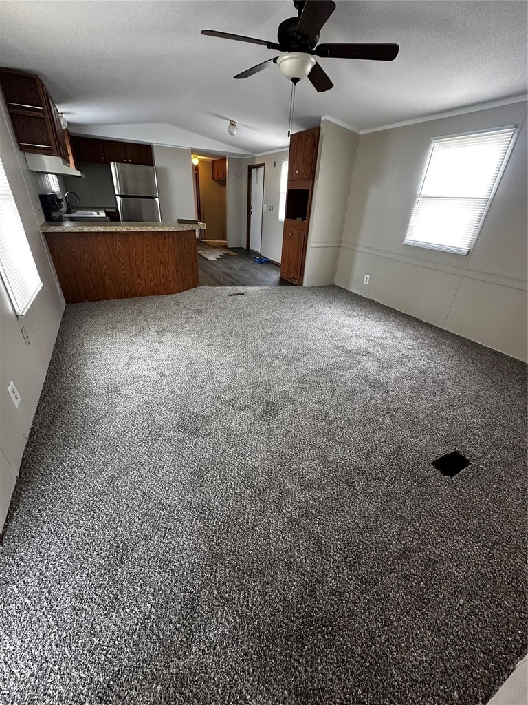 2021 N Battlebell Road - Photo 2