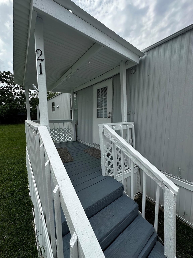 2021 N Battlebell Road - Photo 0