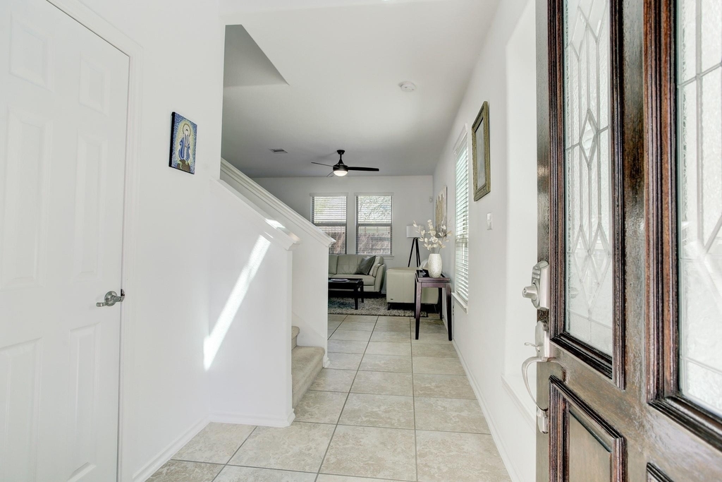 6423 Calgary Woods Lane - Photo 2