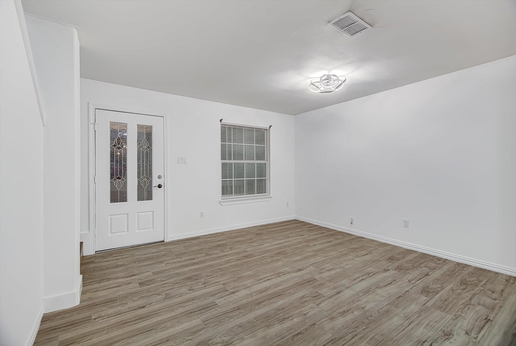 3107 Rendezvous Court - Photo 6