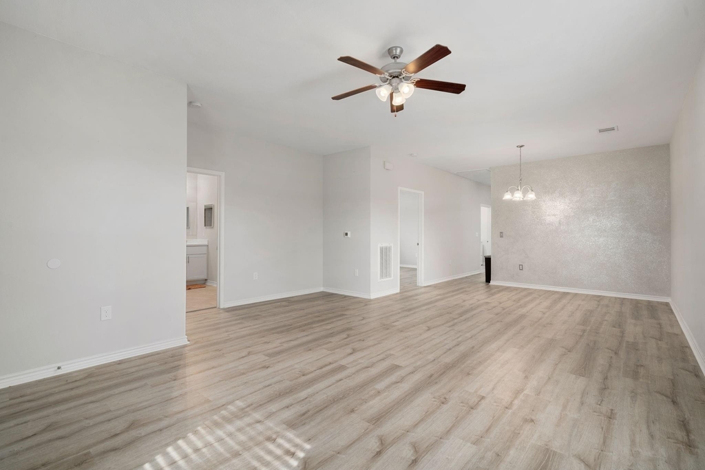 6927 David Street - Photo 9