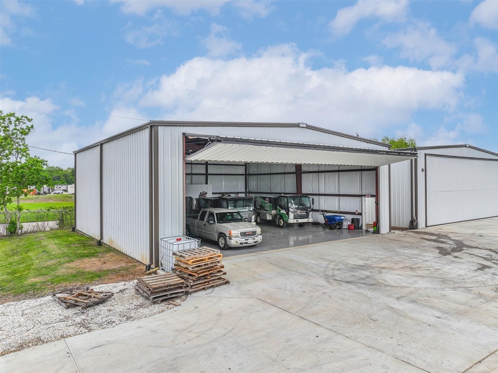 1835 County Road 130 - Photo 1