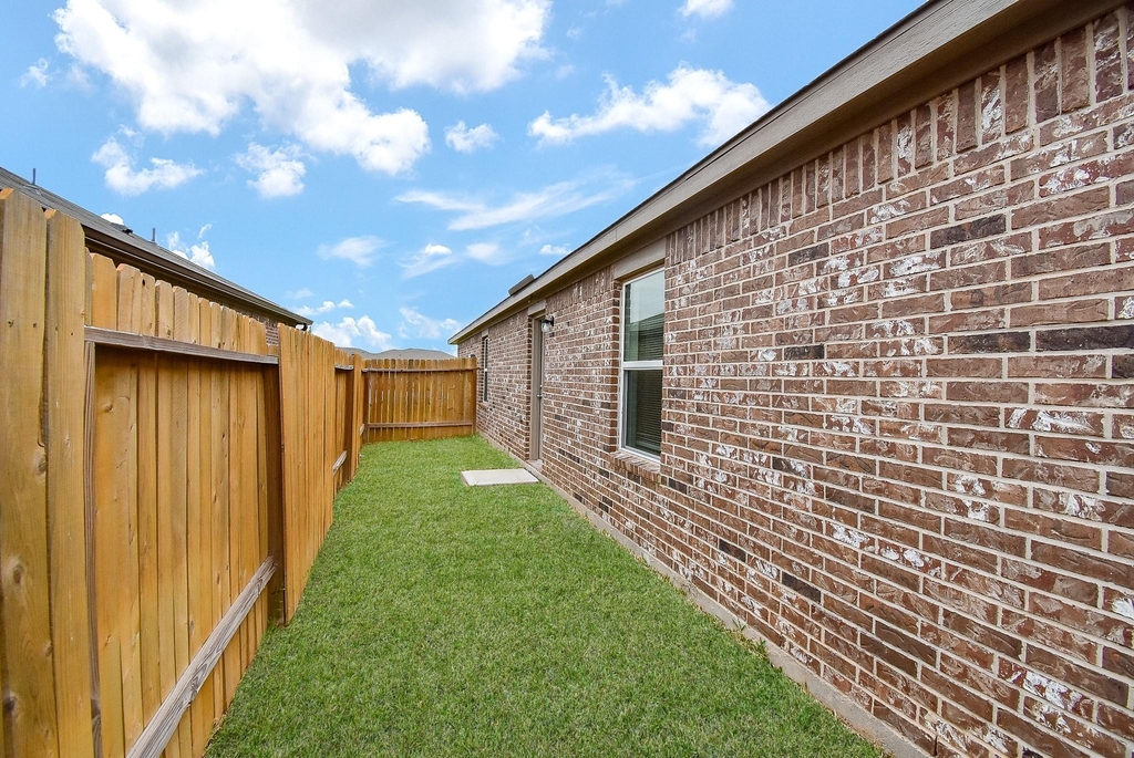405 Texas Olive Drive - Photo 41