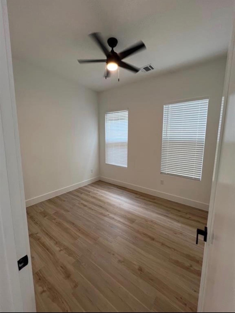 4101 Stassen Street - Photo 2