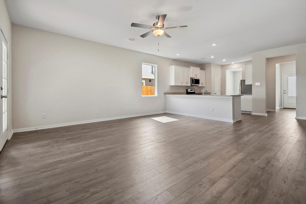 15450 Maple Terrace Drive - Photo 2