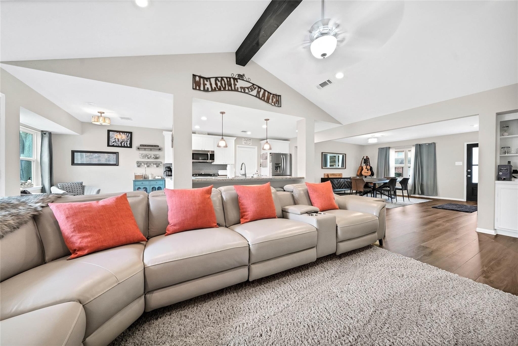 143 Bluebonnet Street - Photo 12
