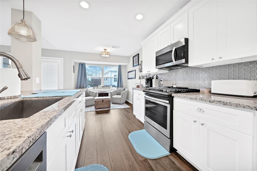 143 Bluebonnet Street - Photo 8