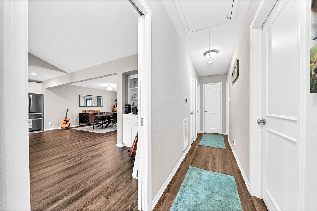 143 Bluebonnet Street - Photo 18