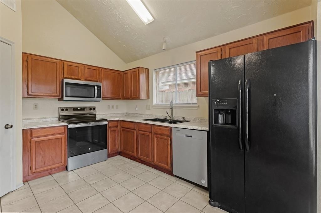8731 Croteau Drive - Photo 7