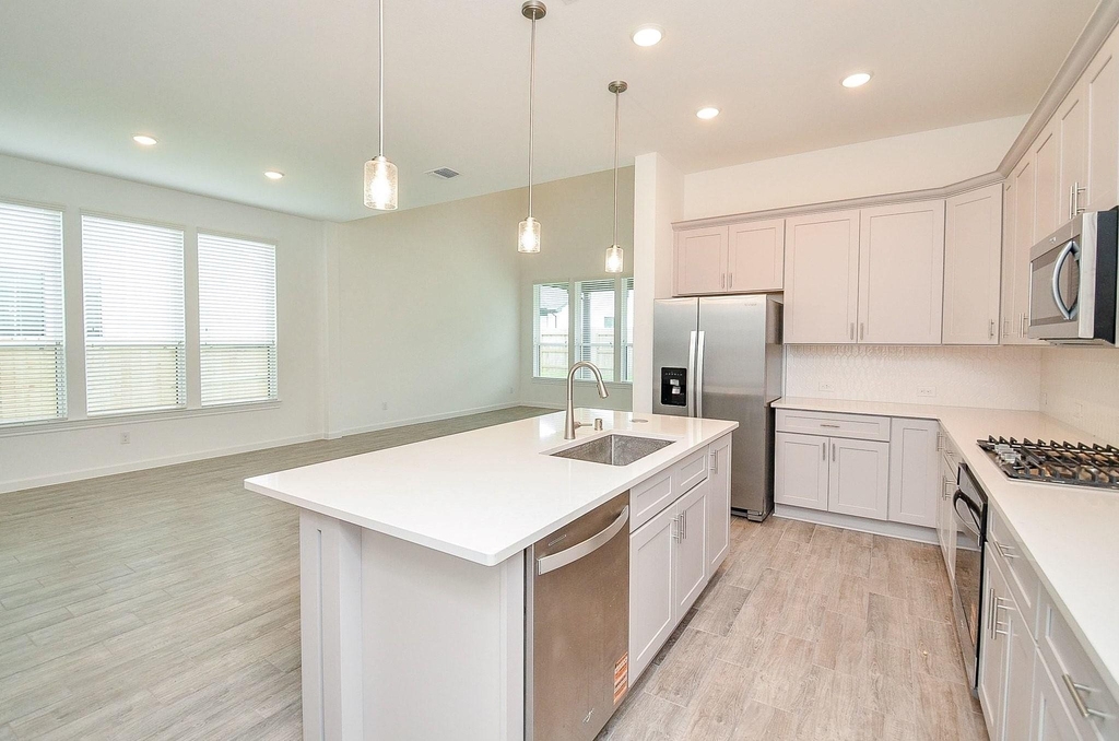3811 Hermitage Drive - Photo 17