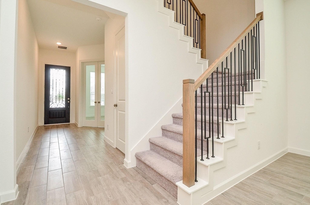 3811 Hermitage Drive - Photo 12