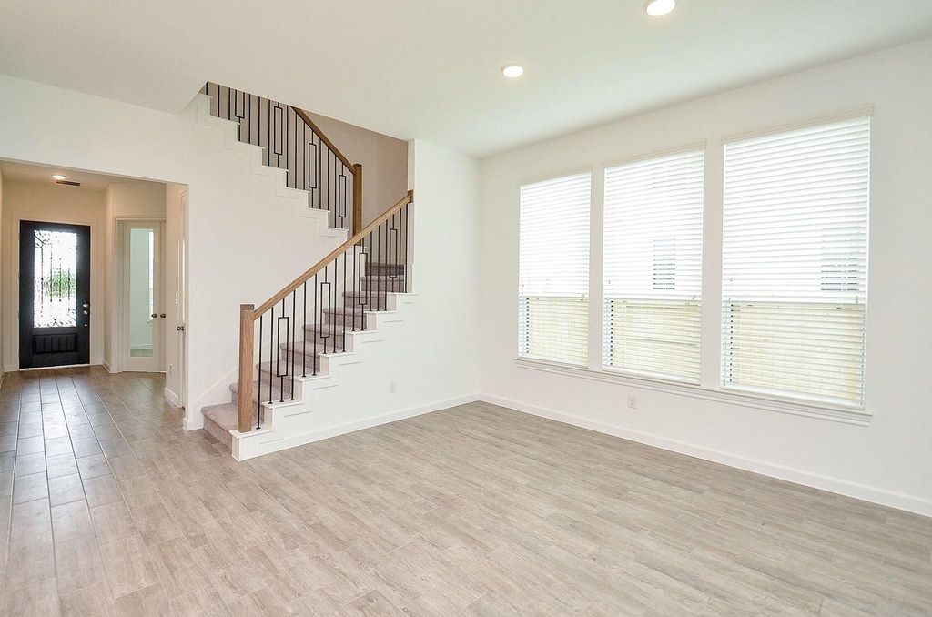 3811 Hermitage Drive - Photo 14