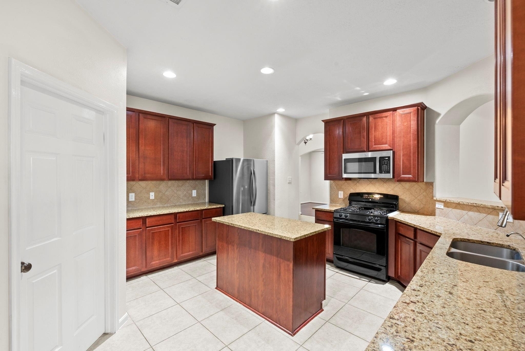 16710 Jelly Park Stone Drive - Photo 7