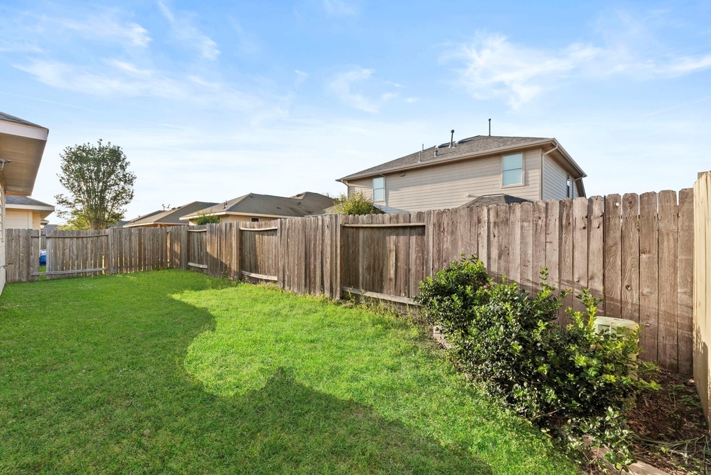 16710 Jelly Park Stone Drive - Photo 4