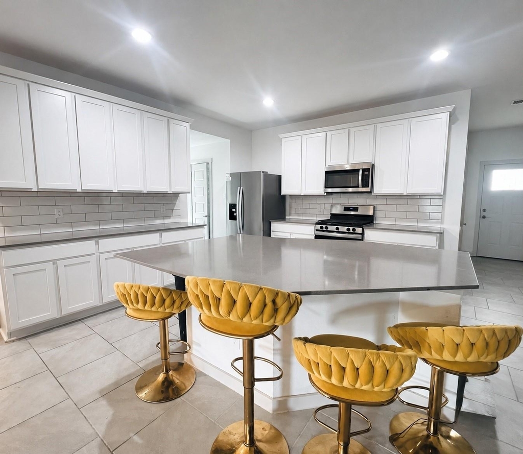28926 Yukon River Court - Photo 1