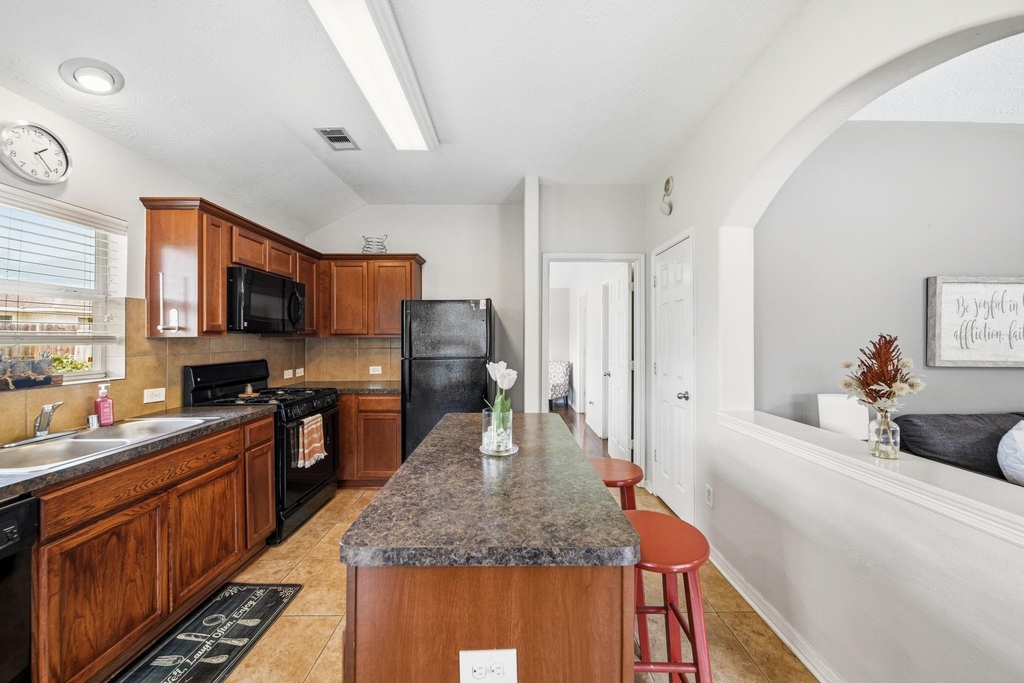 3414 Oaklawn Place Drive - Photo 5