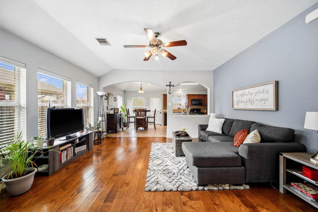 3414 Oaklawn Place Drive - Photo 3