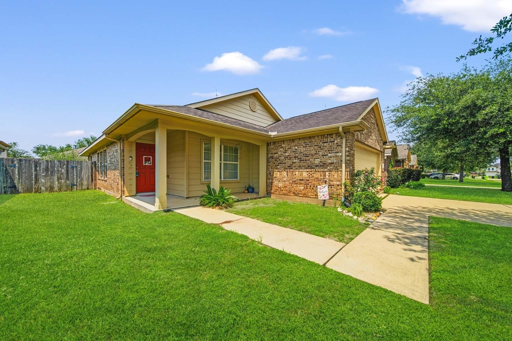3414 Oaklawn Place Drive - Photo 0