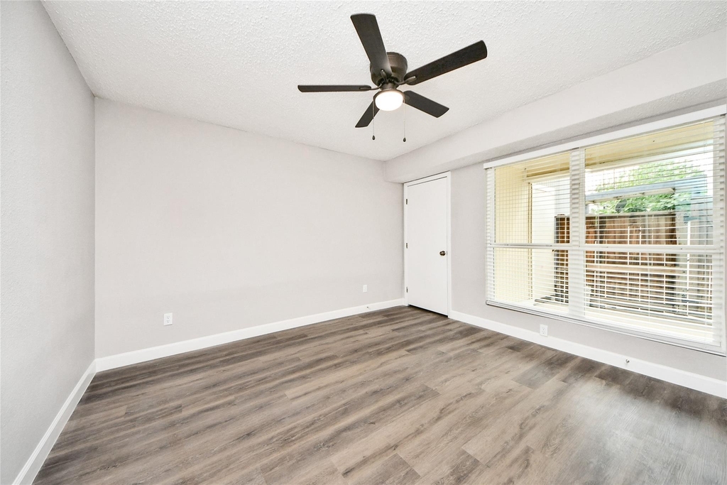 781 Country Place Drive - Photo 7