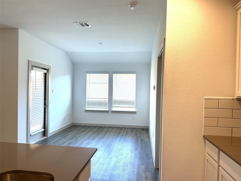 7815 Elm Birch - Photo 11