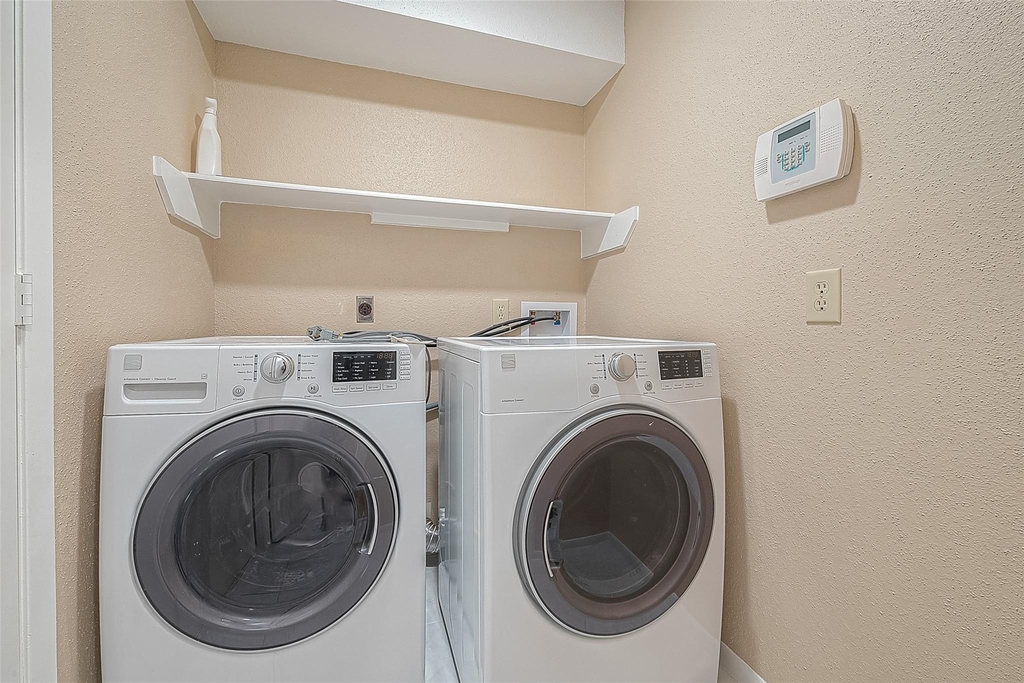 3231 E Heatherock Circle - Photo 18