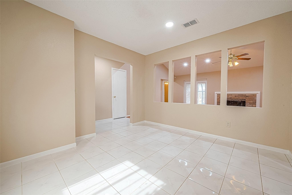 3231 E Heatherock Circle - Photo 11