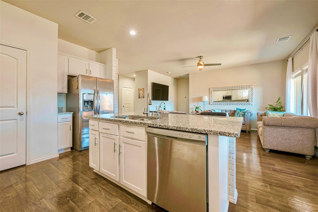 4110 Rapallo Ct - Photo 9