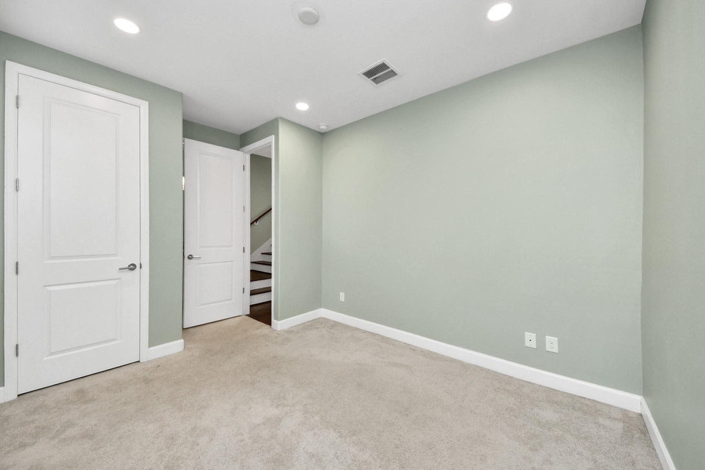 1716 Stuart Street - Photo 32