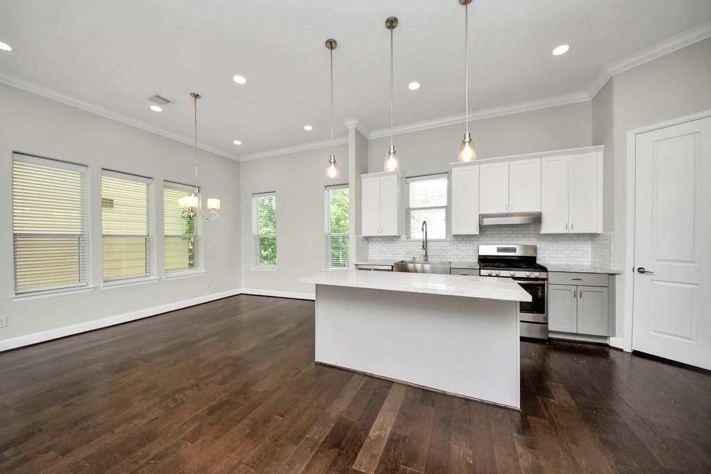 1716 Stuart Street - Photo 16