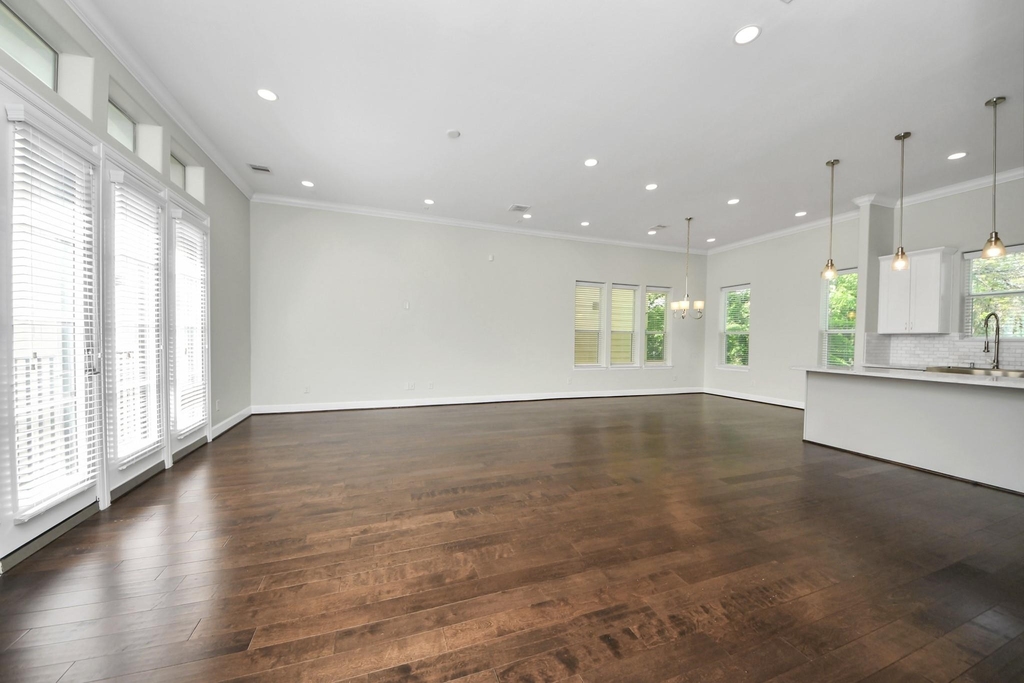 1716 Stuart Street - Photo 9