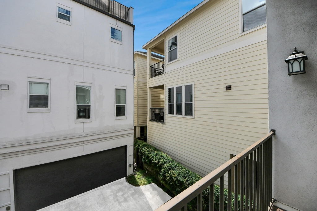 1716 Stuart Street - Photo 13