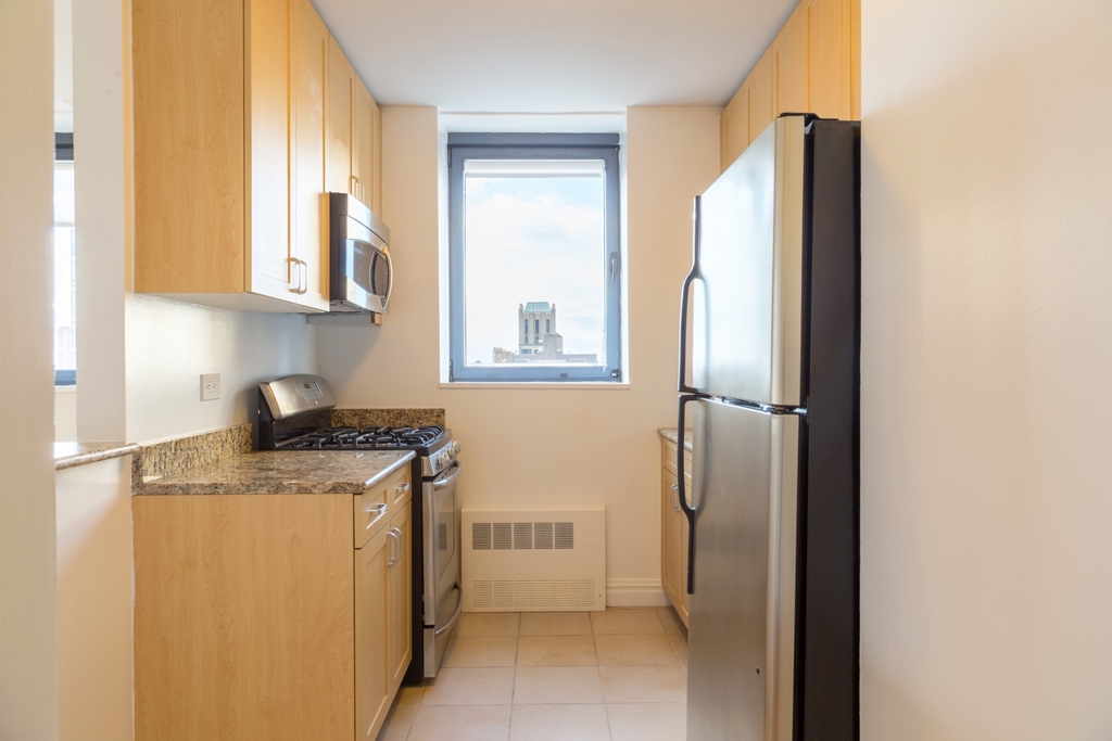 West 48th Street - Photo 2