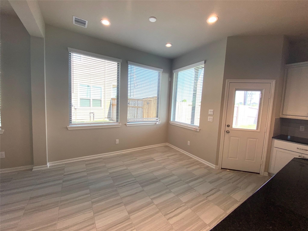 5255 Prairie Terrace Lane - Photo 6