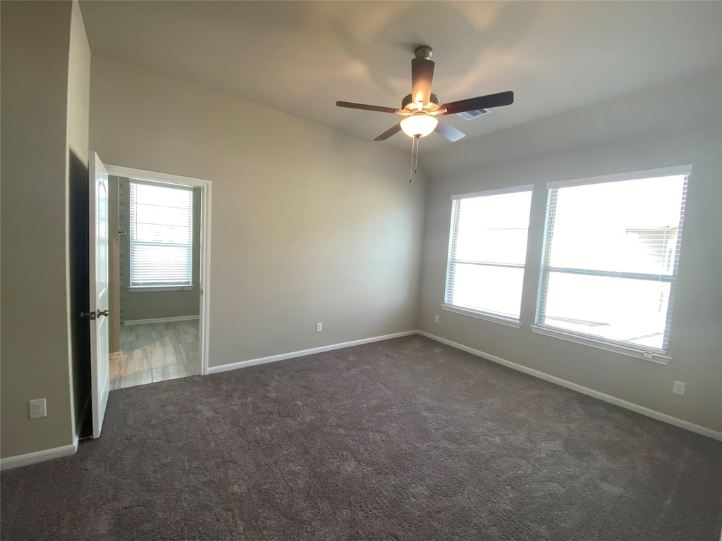 5255 Prairie Terrace Lane - Photo 8