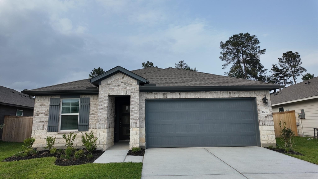 16241 Parish Pointe Court - Photo 2