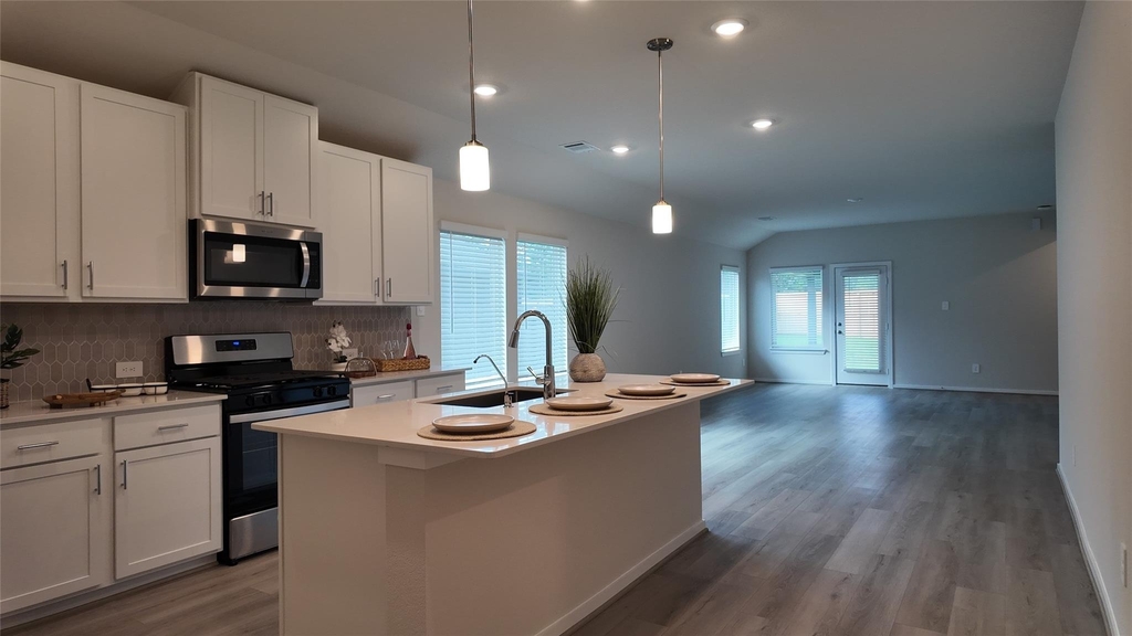 16241 Parish Pointe Court - Photo 5