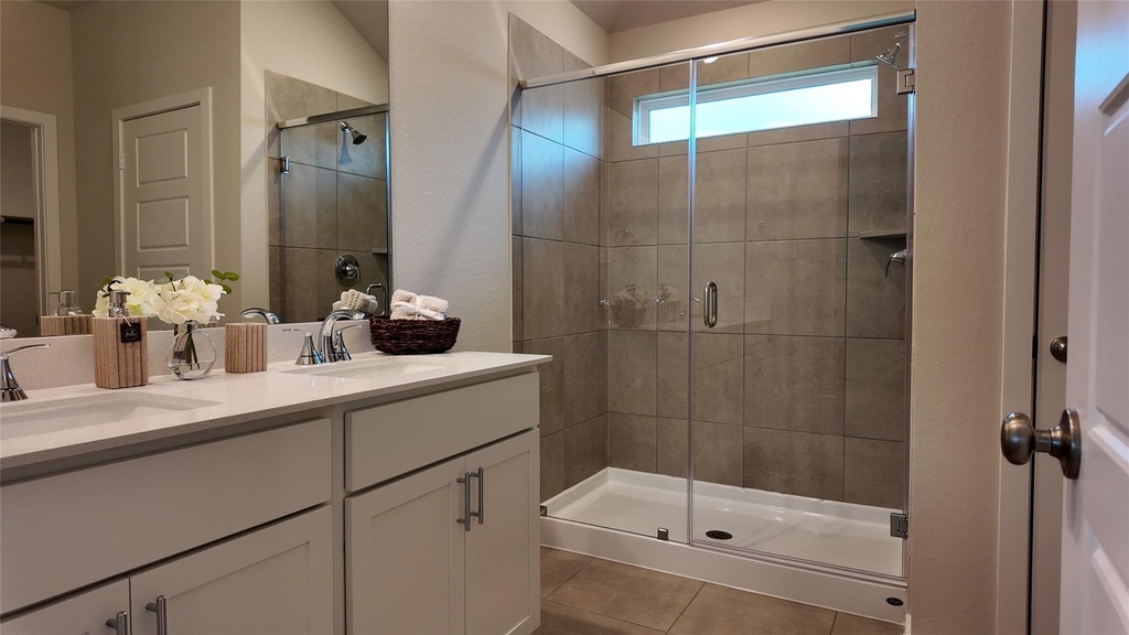 16241 Parish Pointe Court - Photo 19