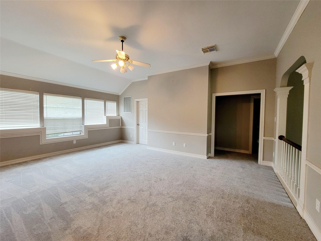 4831 Whitby Circle - Photo 6