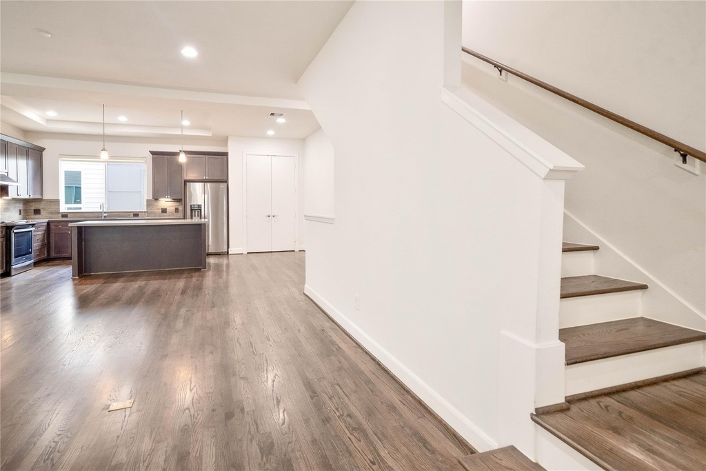 341 Eado Park Circle - Photo 2