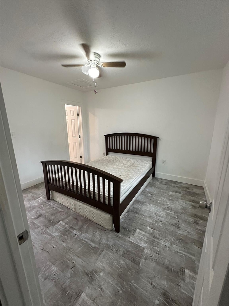 1405 Miles Street - Photo 6