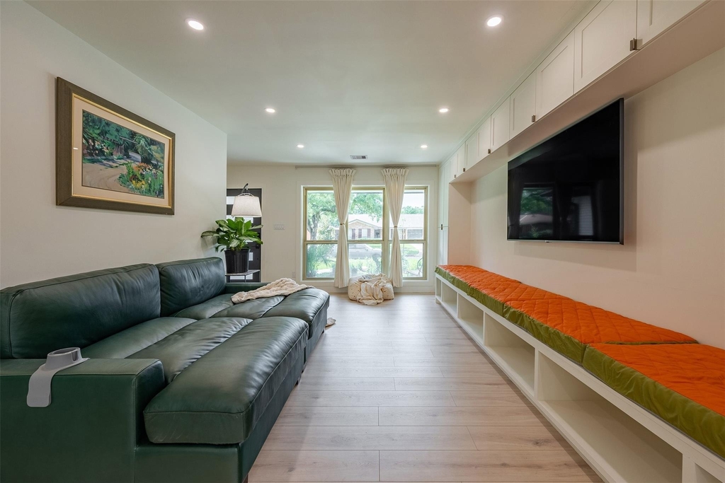 5326 Carew Street - Photo 3
